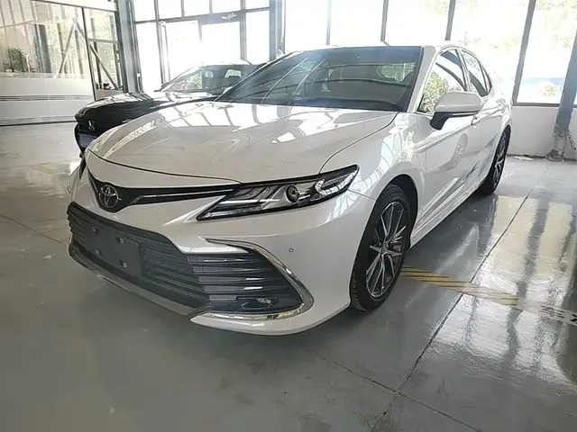 Toyota Camry 2021 2.5G Luxury Edition