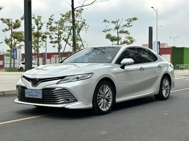 Toyota Camry 2019 2.5G Luxury Edition China VI