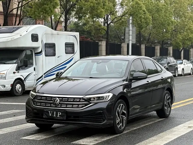 Volkswagen Sagitar 2023 Model Year 200TSI DSG Surpass Edition