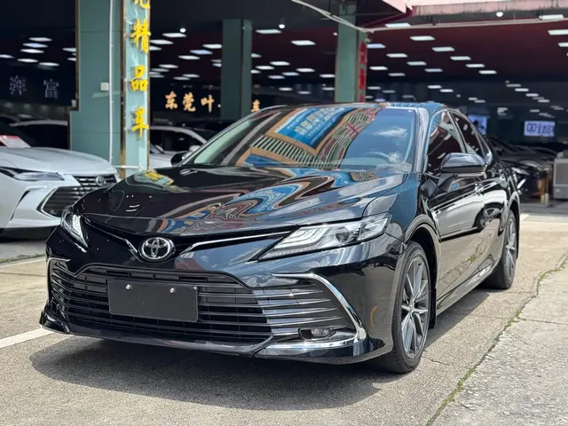 Toyota Camry 2021 2.5G Luxury Edition