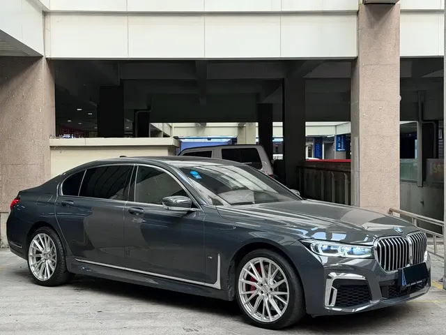 BMW 7 Series 2019 Facelift 740Li xDrive Executive M Sport Package