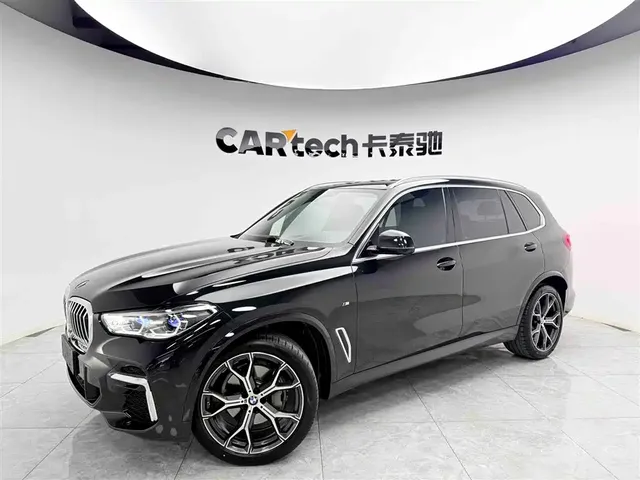 BMW X5 2022 Model xDrive 40Li M Sport Package