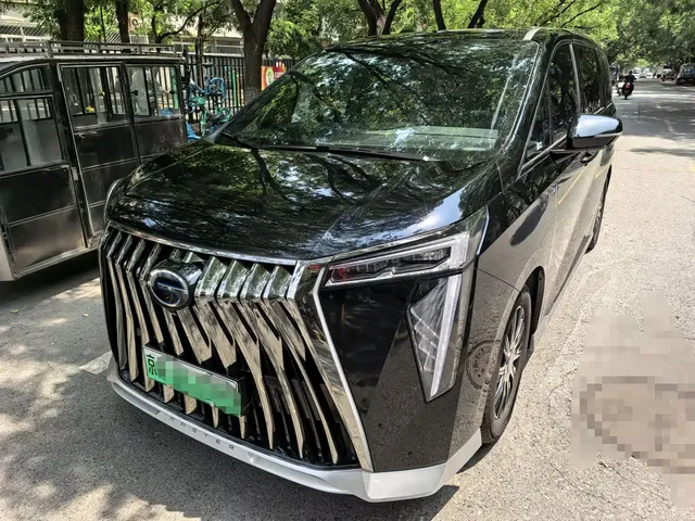 GAC Trumpchi E9 2025 Model E9 Super Fast Charging Champion