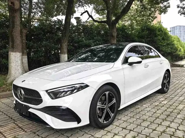 Mercedes-Benz A-Class 2024 A 200 L Sport Edition