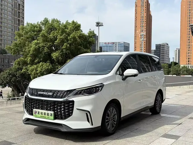 SAIC Maxus EUNIQ 5 2022 Elite Edition 6-seater