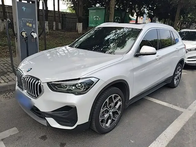 BMW X1 2022 sDrive25Li Leading