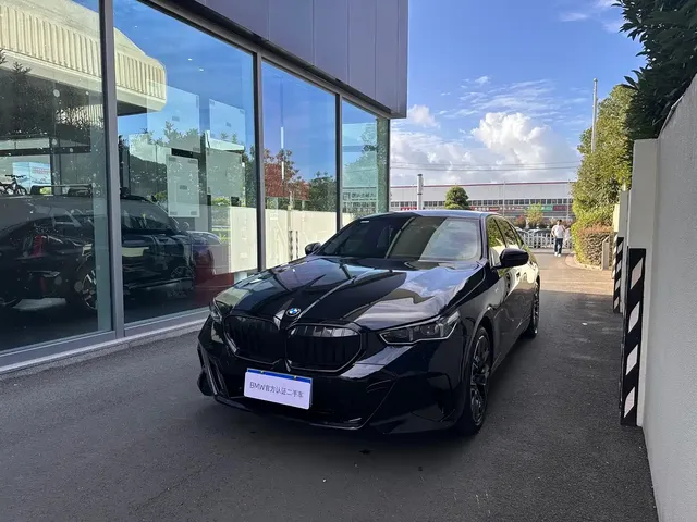BMW 5 Series 2025 530Li Premium M Sport Package