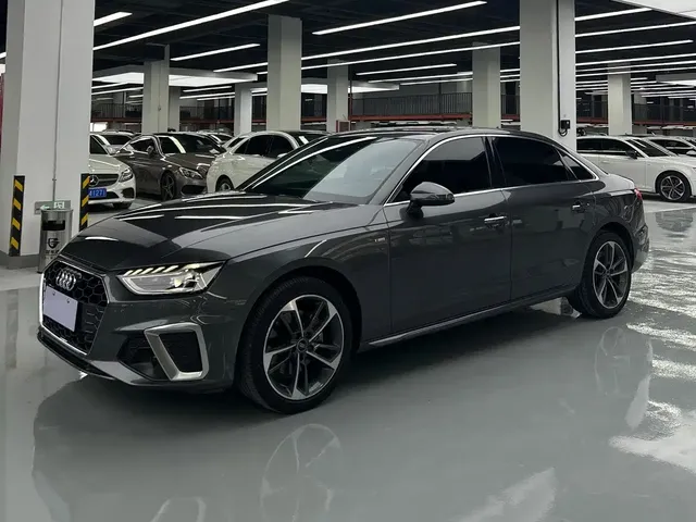 Audi A4L 2023 40 TFSI Fashion Dynamic