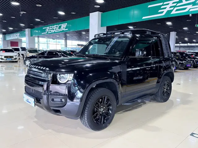 Land Rover Defender 2024 90 2.0T P300 S