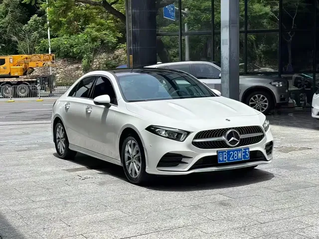 Mercedes-Benz A-Class 2022 A 200 L Sport Sedan Style