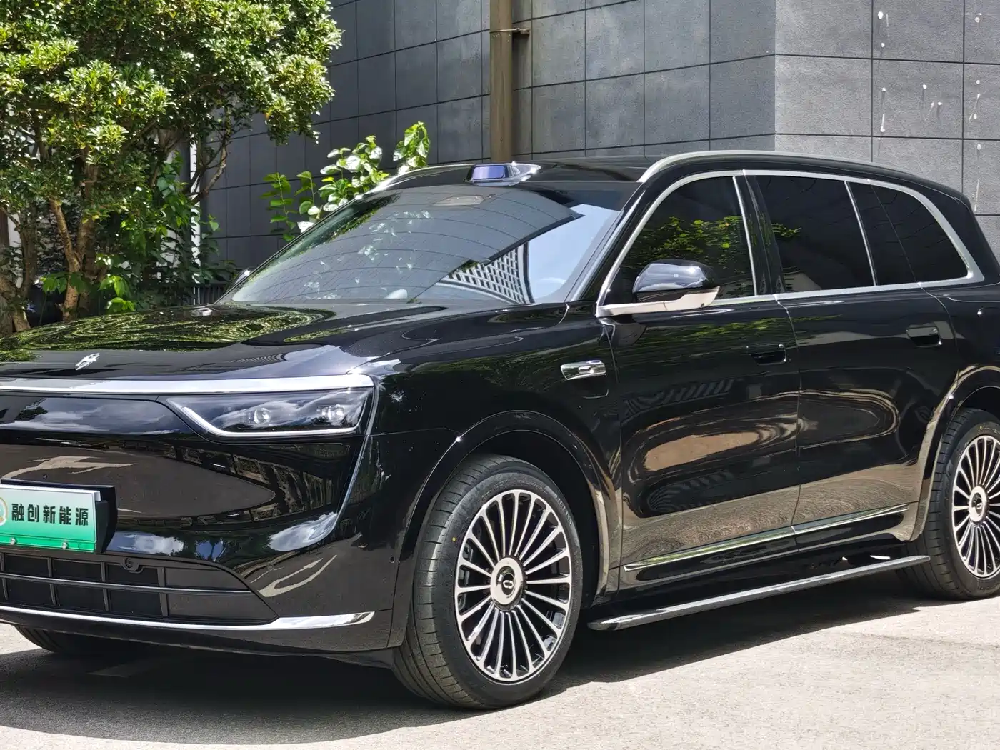 AITO Wenjie AITO M8 2025 Model Extended Range Max+ Edition 53.4kWh 6-Seater