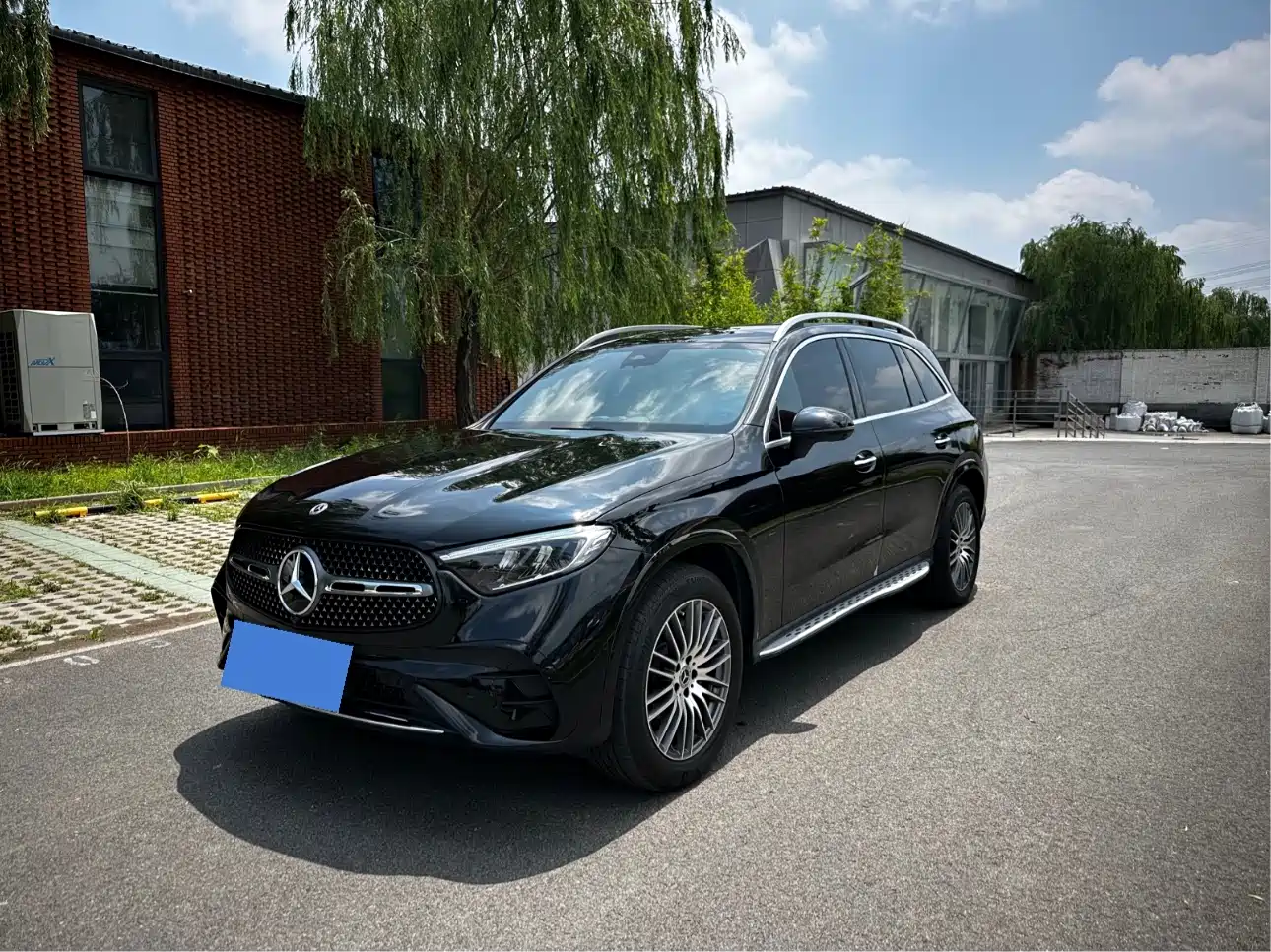 Mercedes-Benz GLC 2023 GLC 300 L 4MATIC Sport 5-Seater