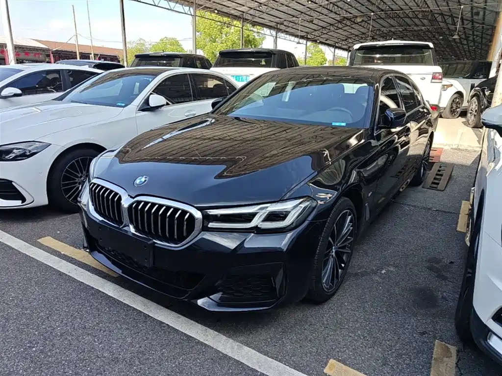 BMW 5 Series 2022 Facelift II 530Li Luxury Trim Premium Package