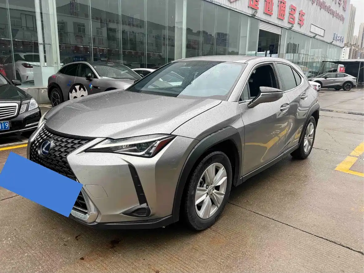 Lexus UX 2020 260h Explore Cool Edition China V
