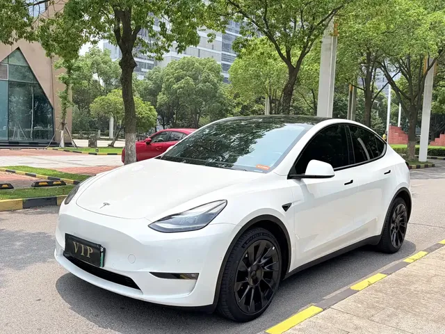 Tesla Model Y 2022 Facelift Long Range All-Wheel Drive Version