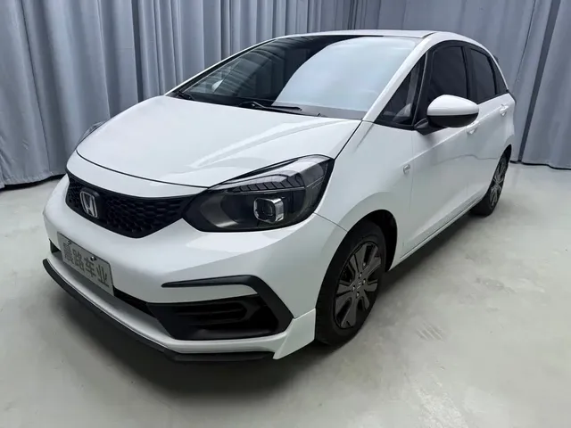 Honda Fit 2022 1.5L CVT Trend Sunroof Edition