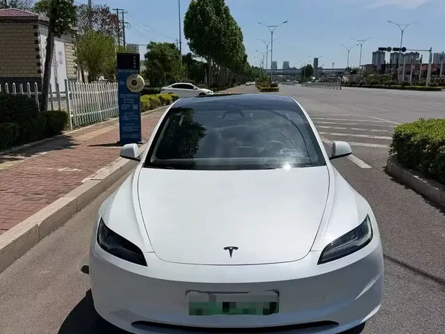 Tesla Model 3 2025 Model Long Range Rear-Wheel Drive