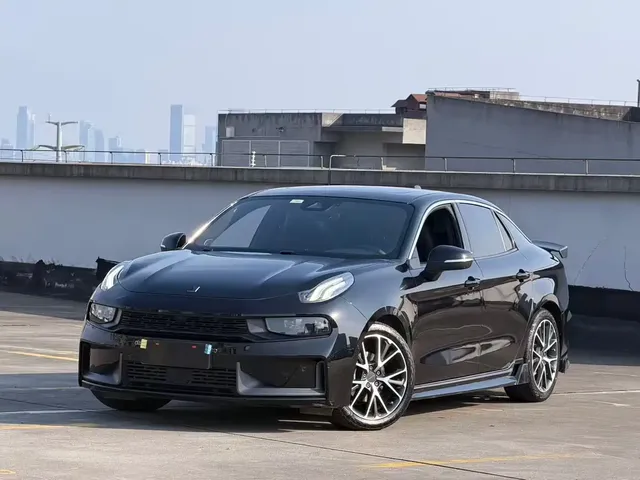 Lynk & Co 03 2021 2.0TD Auto Jin Champion Edition