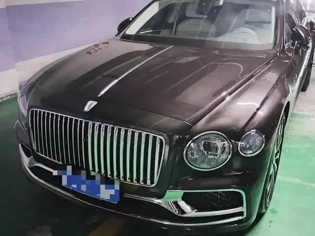 Bentley Flying Spur 2024 V8 Edition 8