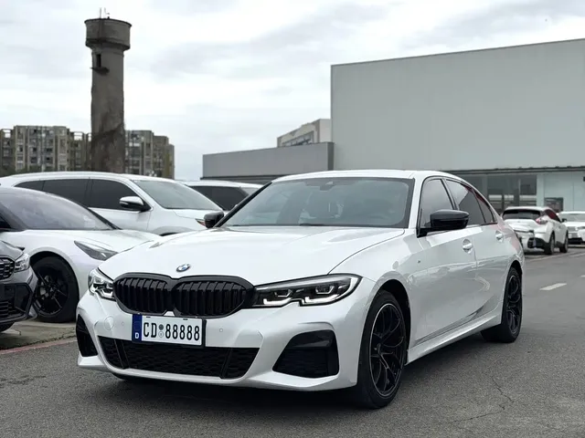 BMW 3 Series 2022 325Li M Sport Shadow Edition