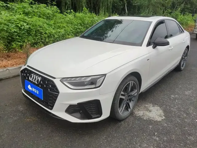 Audi A4L 2022 40 TFSI Luxury Dynamic