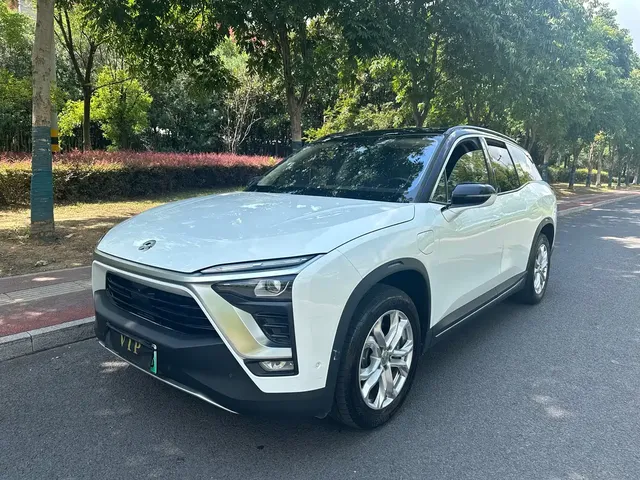 NIO ES8 2018 425KM Base Edition 7-Seater