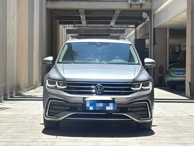 Volkswagen Tiguan L 2021 330TSI Automatic 2WD R-Line Flagship
