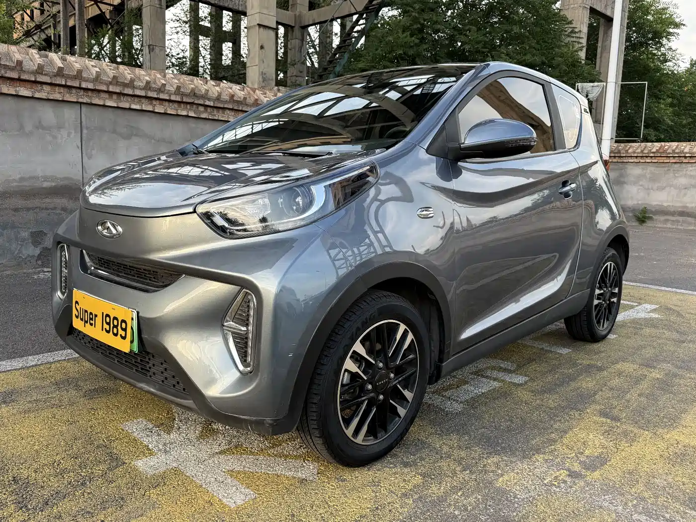 QQ New Energy Little Ant 2022 Facelift Sweet Edition Half Sugar LFP 30.7kWh 30kW 301km