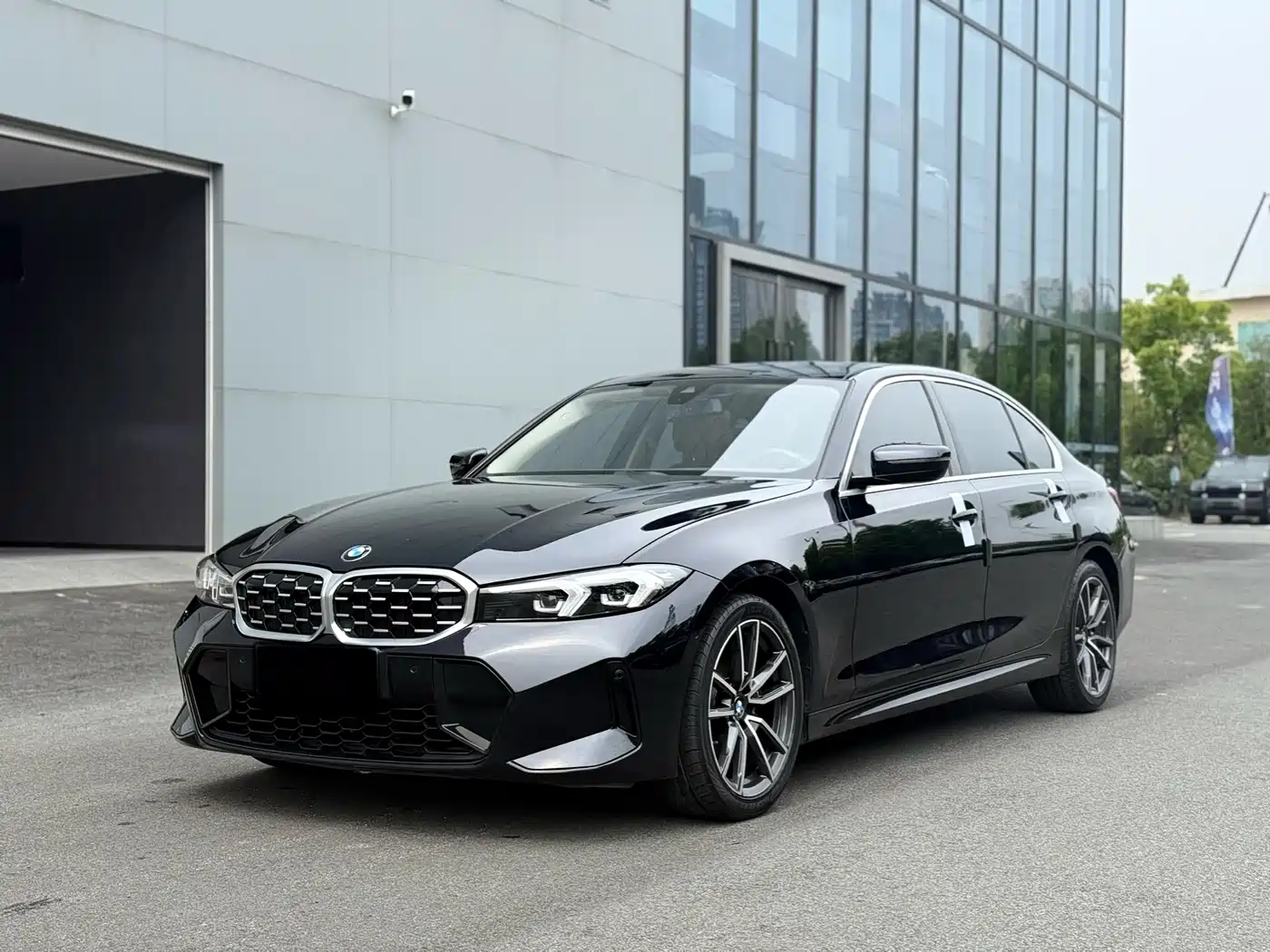 BMW 3 Series 2023 325Li M Sport Package