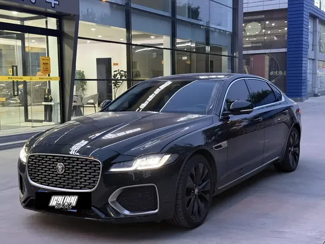 Jaguar XFL 2024 2.0T P250 2WD Premium Luxury