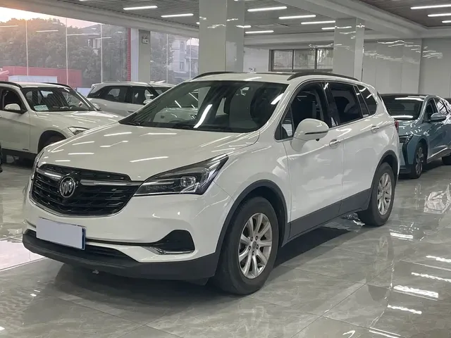 Buick Envision Plus 2020 20T FWD Leading