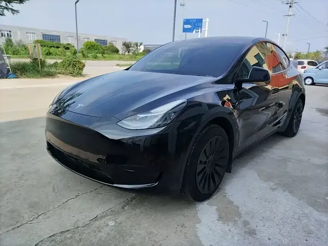 Tesla Model Y 2023 Rear-Wheel Drive Edition