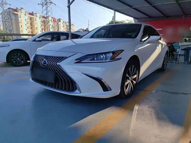 Lexus ES 2020 200 Excellence
