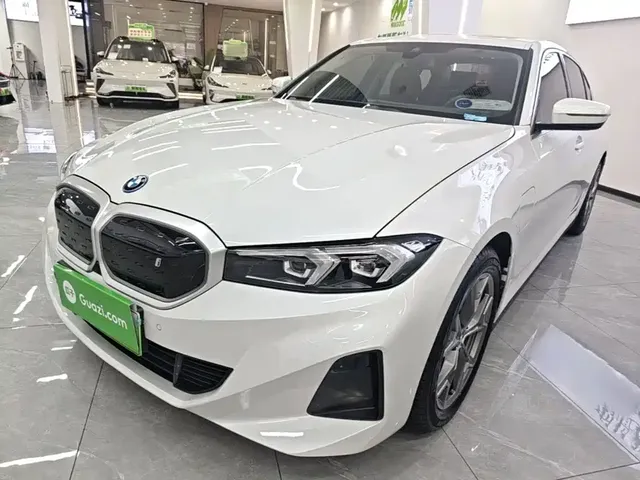 BMW i3 2024 eDrive 35 L