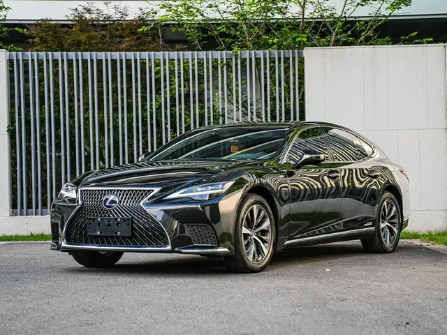 Lexus LS 2021 500h Excellence Edition