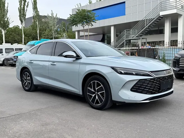BYD Qin L 2024 DM-i 120KM Superior Edition