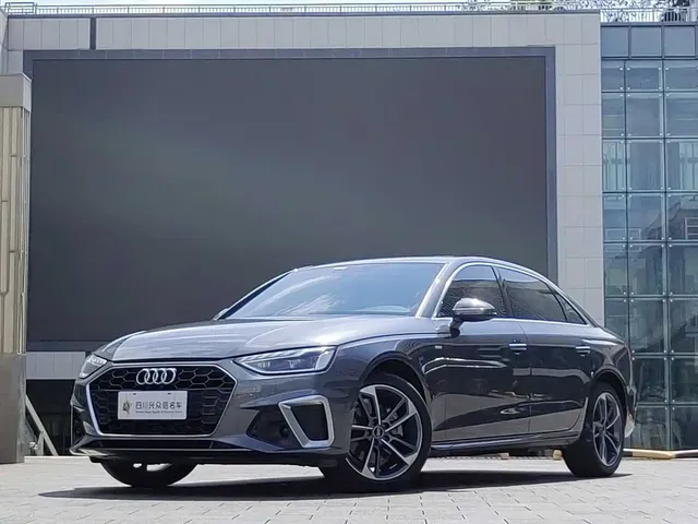 Audi A4L 2022 40 TFSI Fashion Dynamic