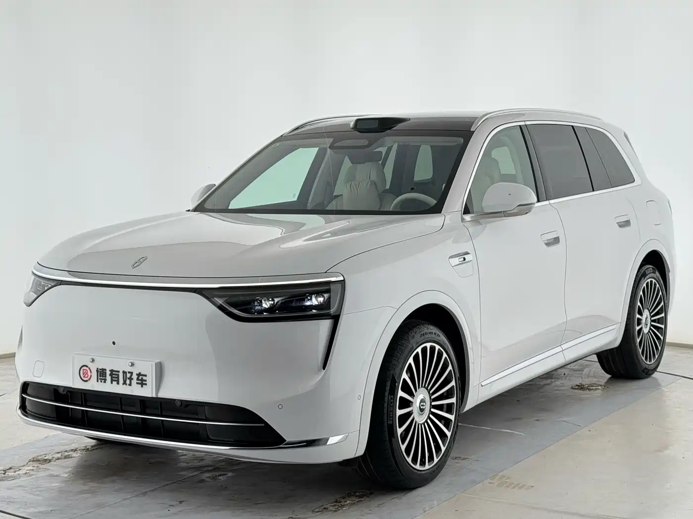 AITO Wenjie AITO M8 2025 Range Extender Max+ Edition 53.4kWh 5-seater