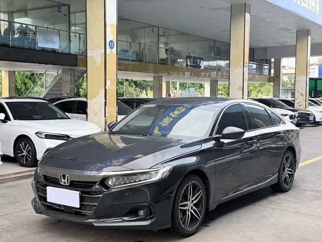 Honda Accord 2022 260TURBO Phantom Night Premium