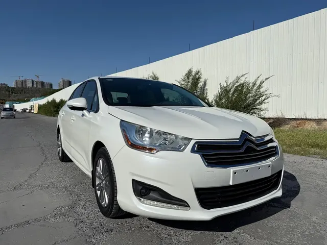 Citroën C4L 2015 1.8L Automatic Leading Edition