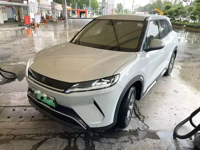 BYD Yuan UP 2025 Model 301KM Navigator