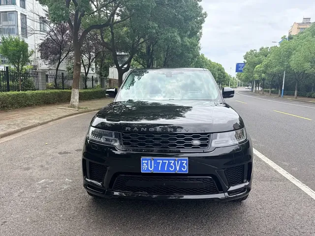 Land Rover Range Rover Sport 2022 3.0 L6 Gloss Black Edition