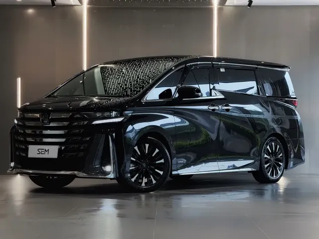 Toyota Vellfire 2024 Crown Hybrid 2.5L Executive Premium Edition