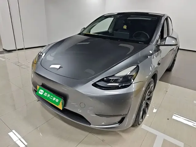 Tesla Model Y 2024 Long Range AWD
