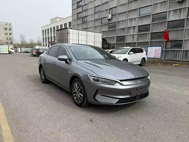 BYD Qin PLUS 2021 EV 400KM Luxury Model