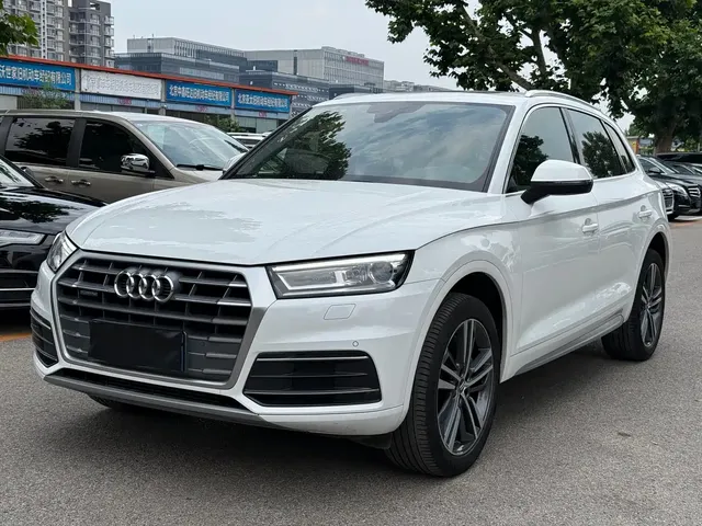 Audi Q5L 2020 40 TFSI Prestige Fashion