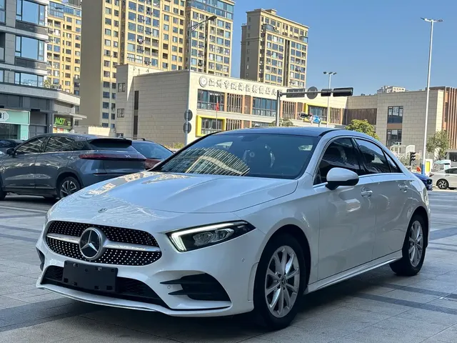 Mercedes-Benz A-Class 2021 A 200 L Sport Sedan Fashion Edition