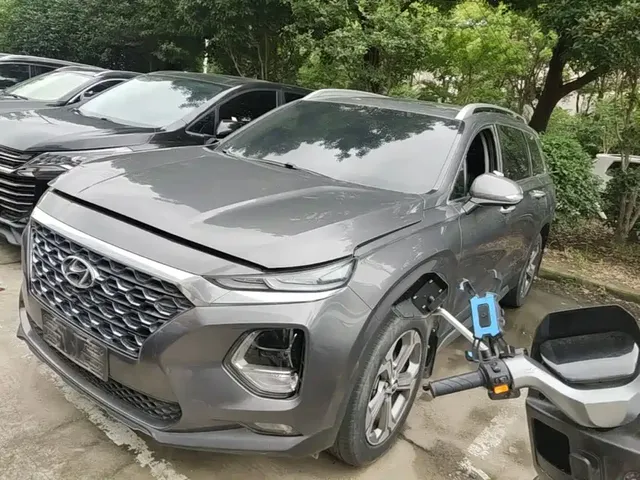 Hyundai Santa Fe 2019 Model 380 TGDi GLS Automatic 2WD Luxury Version China V