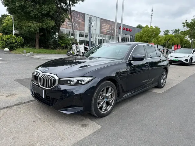 BMW i3 2024 eDrive 35 L
