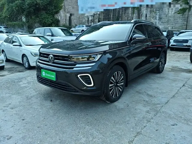 Volkswagen Talagon 2023 330TSI Luxury Touring Edition